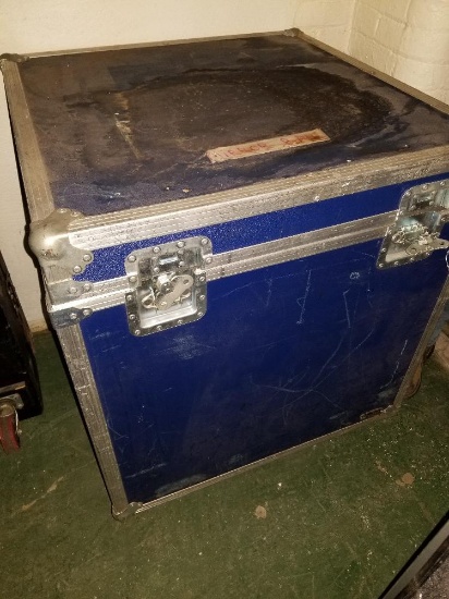 Large wheeled road case 46"x21"x26"