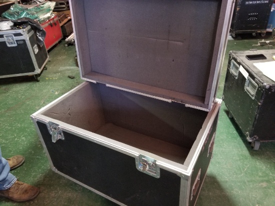 Unitec wheeled road case with foam, 36" x 22"