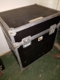 Large wheeled road case 46