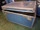 Wheeled Road case, 25