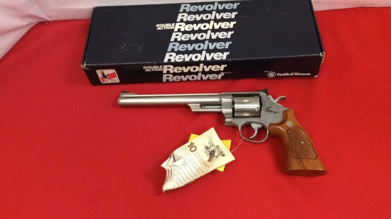 Smith & Wesson 657-1 Revolver
