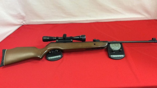 Gamo Hunter 440 Air Rifle