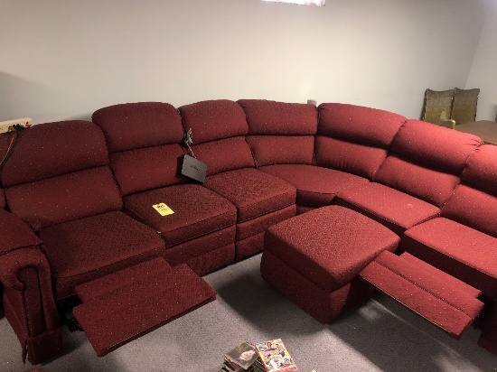 La-Z-Boy 6 seat reclining sectional w/ Reclining Chair