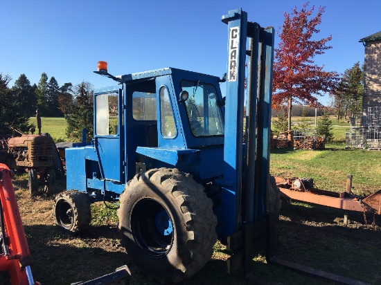 Clark-John Deere rough terrain forklift, dual stage mast w/tilt and side shift, 4cyc diesel engine