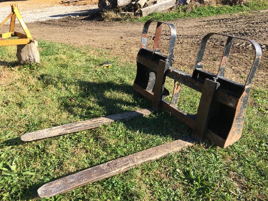 Quick Tach 42" pallet forks