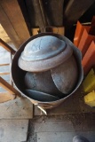 Barrel of hub caps