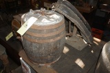 Banded churn barrel - Horse collar