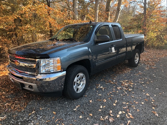 2012 Chevrolet Silverado 1500 LT 4x4 extended cab pickup truck