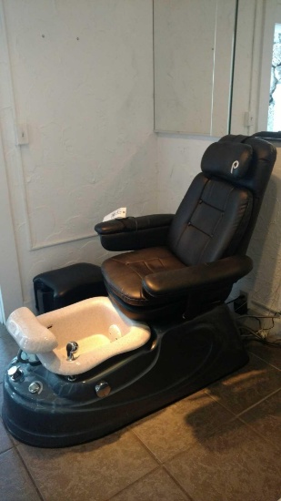 Pedicure Station