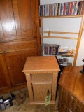 Oak Finish End Stand, Wooden CD Rack with CD's