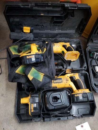 2 DeWalt 18v sawmills