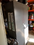 Metal tool cabinet