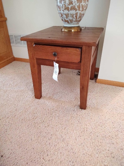 End Table W/ Drawer
