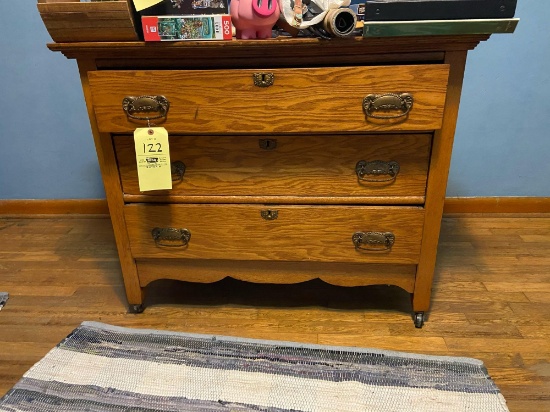 Oak 3-Drawer Dresser