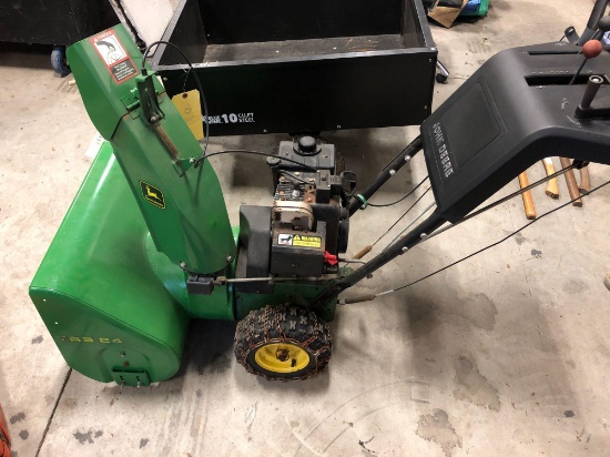 John Deere TRS 24 snowblower