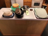 Island Contents, Mixing Bowls, Roasters, Placemats, Cutting Board