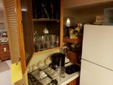 Kitchen Items - Blender - Coffee Maker - Roosters