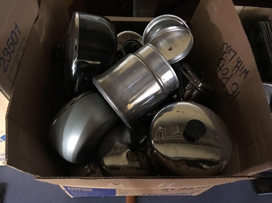 (5) Boxes Pots,Pans,Muffin pans, Baking pans