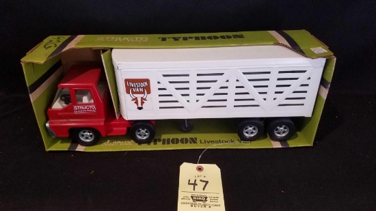 Structo typoon livestock van no. 3504