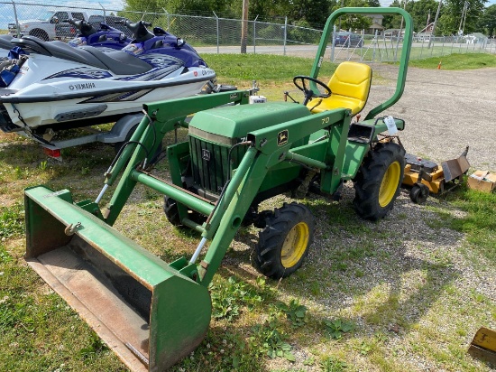 John Deere 755 tractor with 70 loader