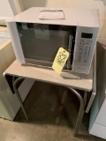 Emerson microwave Oven, table