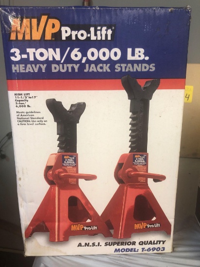 3-ton heavy duty jack stands in box