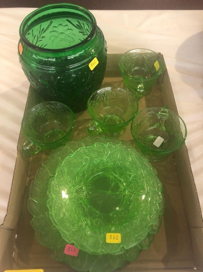 Green depression glassware lunch set