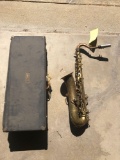 True tone saxophone with case