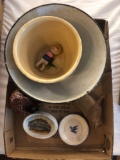 Enamelware bowl track for Millersburg Pennsylvania souvenir animal figurines