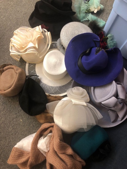 Collection of vintage ladies hats