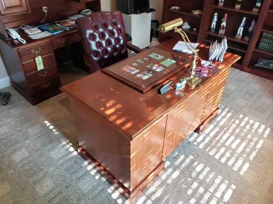 Executive Desk with Leather Executive Chair
