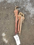 3 pipe wrenches