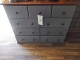9 Drawer Stand