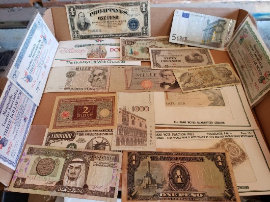 Foreign Currency - Paper Money - Bank Notes - Tourist Dollars