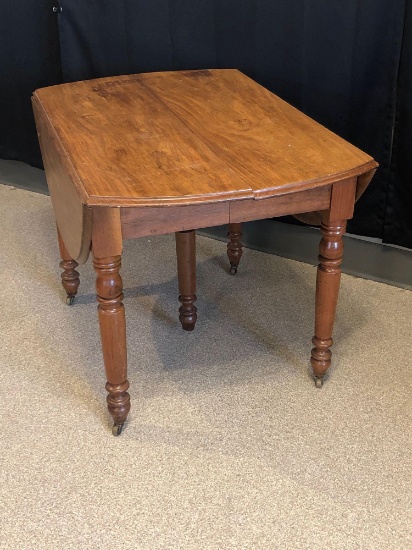 Early Drop-Leaf Table