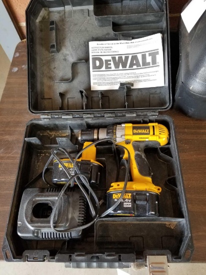DeWalt 14.4v drill, works
