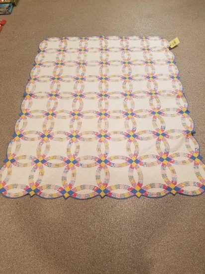 Wedding ring quilt 73 x 93in