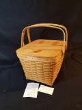 Longaberger 1995 hostess only gourmet picnic basket with attached lid