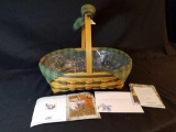 Longaberger 1998 hospitality basket with liner