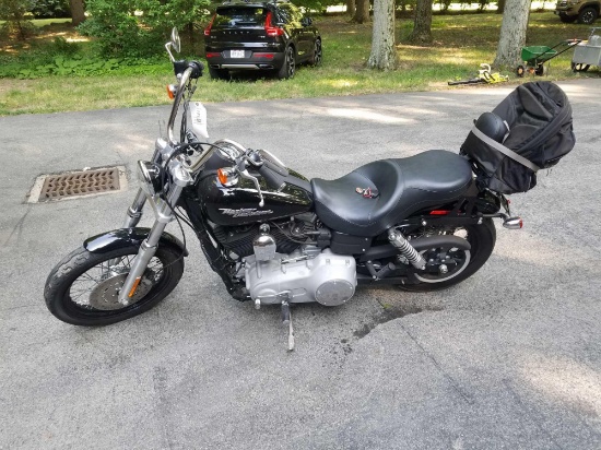 2009 Harley Davidson Dyna Street Bob with auto tune, upgraded air filter, 12,100 miles