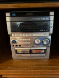 Aiwa Radio with Speakers