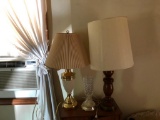 4 lamps