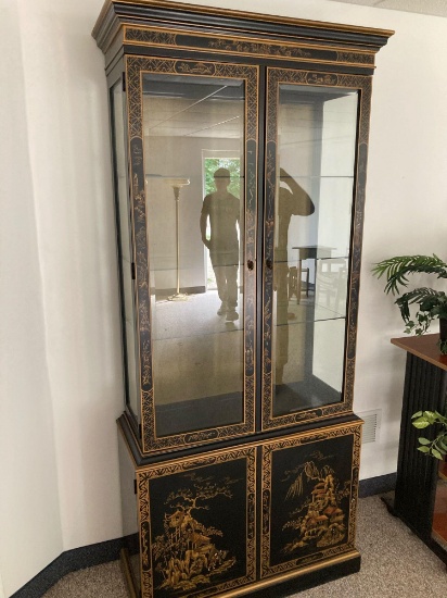 7' tall Drexel Heritage Oriental China Cabinet