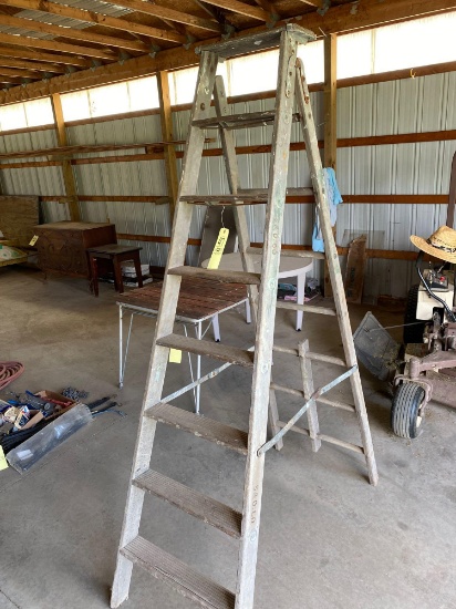 7ft wood step ladder
