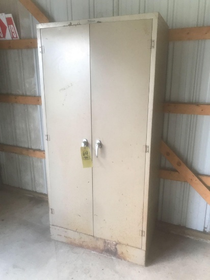 Metal cabinet