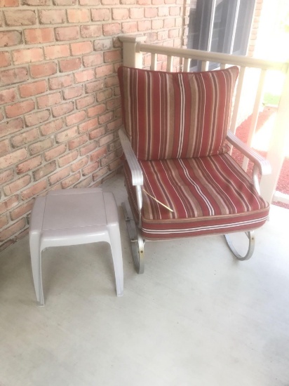 Patio chair with side table
