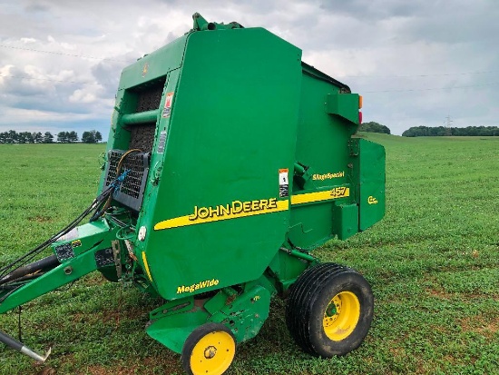 One owner 2002 JD 457 silage special cover edge Mega wide net wrap round baler