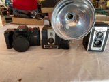 BG Helioflex, Brownie Hawkeye & Kodak Duaflex II cameras
