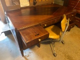 Walnu kneehole desk w/ inlaid diamond shaped top w/ chair