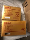 2 Sigma camera macro lenses 28-80 mm f3.5-5.6 and 70-300 mm f4-5.6